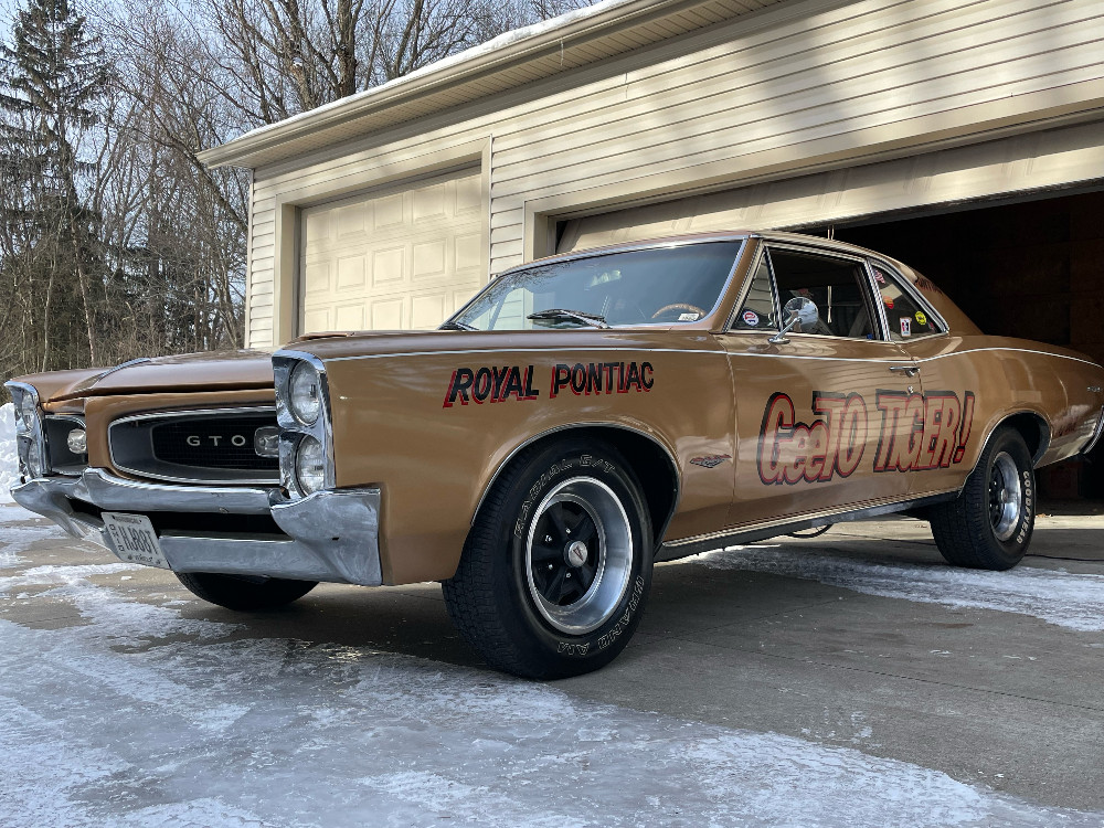 Young's Auction Center Online Only Auction Akron, OH KIKO Auctions and Auctioneers