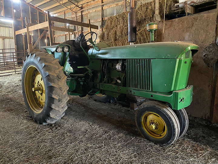 Tractor Farm Equipment Hay Carrollton, OH KIKO Auctions and