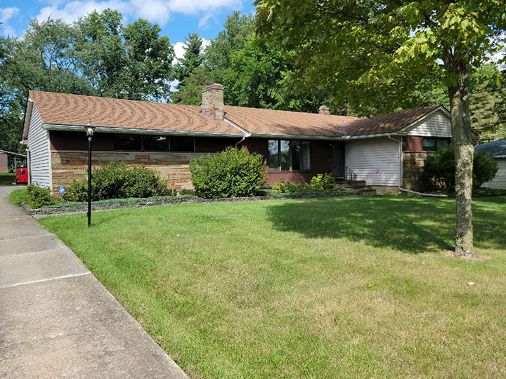 Good Brick Ranch Home North Royalton, OH KIKO Auctions and Auctioneers