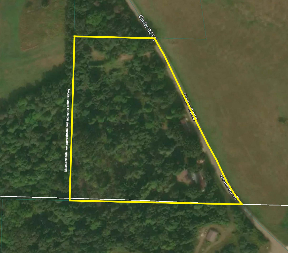 7.55 Wooded Acres With Mobile Home, Shop & Garage Carrollton, OH