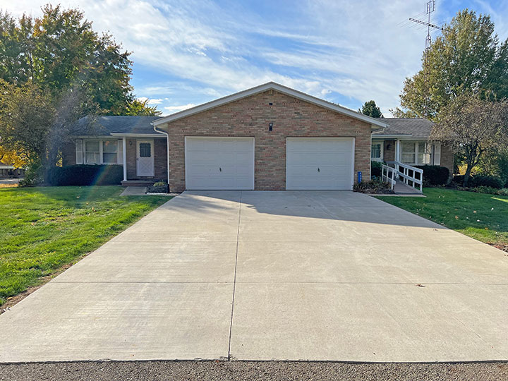 Brick Duplex Antiques Household Canton, OH KIKO Auctions and