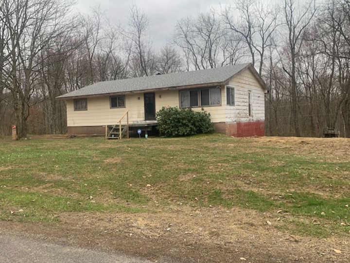 Ranch Home On 2.92 Acres New Tools Tractor Household