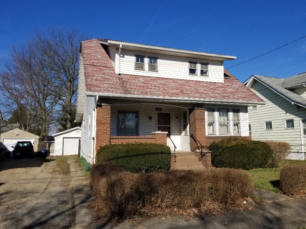 Kiko Realtors, Auctioneers, Advisors Good TwoStory Home With Garage