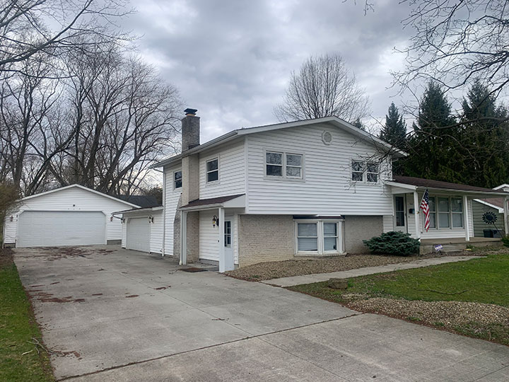 Kiko Realtors, Auctioneers, Advisors 2,458 Sq. Ft. Home TwoCar