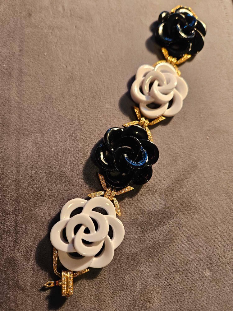 New & Antique Furniture Fine Jewelry Antiques Victorian Rose