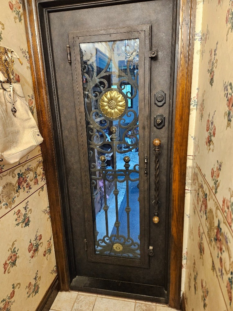 Persian Rugs New “Loyal” Iron Doors Victorian Rose Auction 35