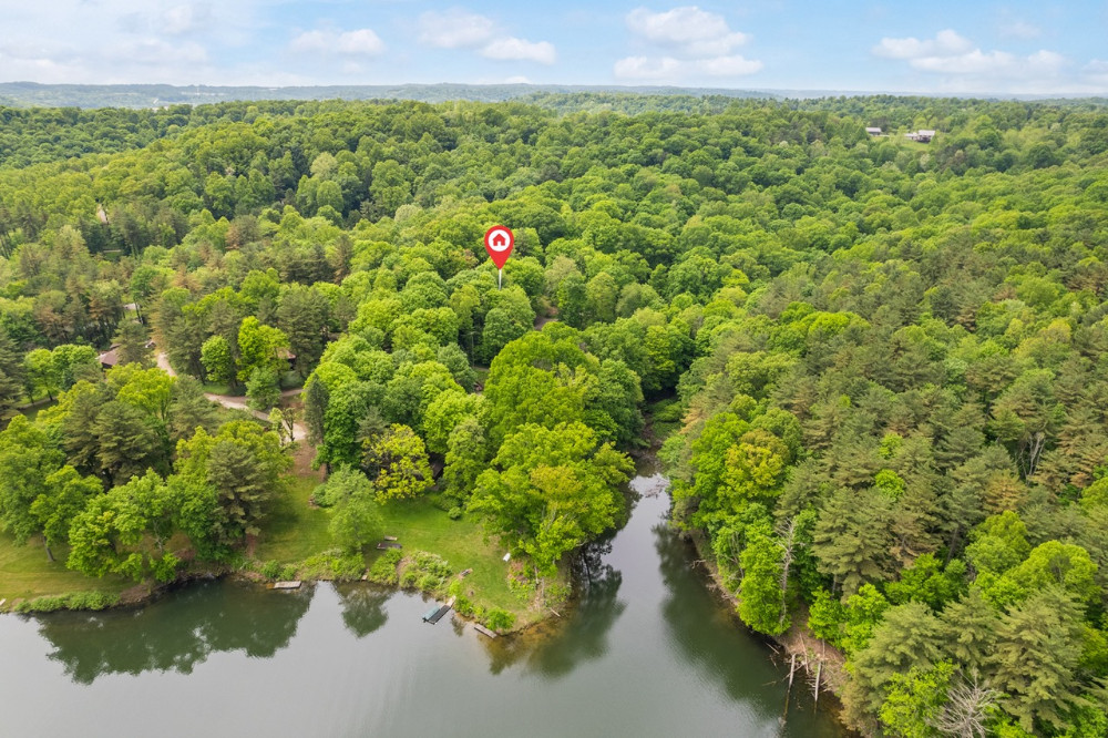 Public Auction Sale Lake Cottage W/ Private Dock Bowerston, OH